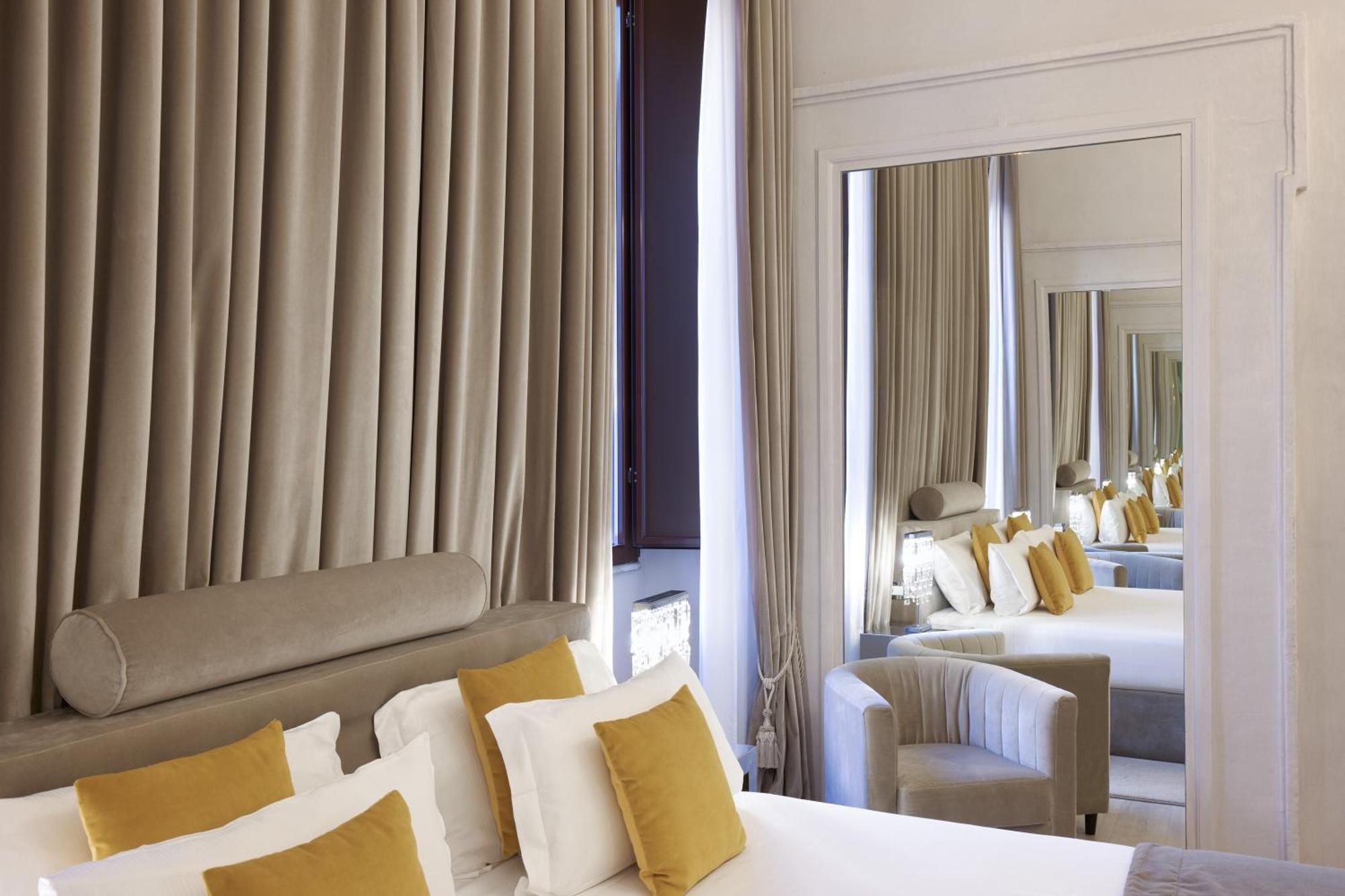 Terrace Pantheon Relais Hotel Rome Exterior photo